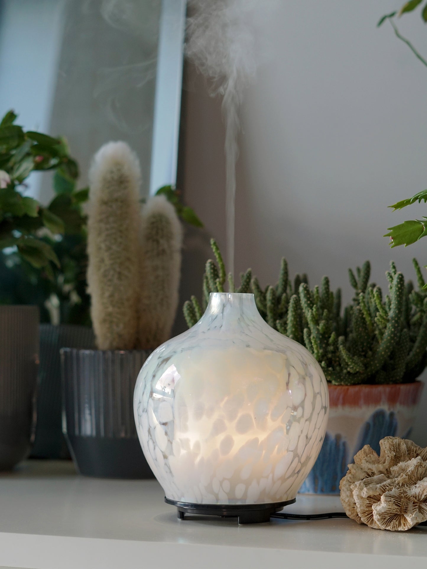 Mercura White Glass Electric Aroma Diffuser - Home Fragrance with Soft Ambient light