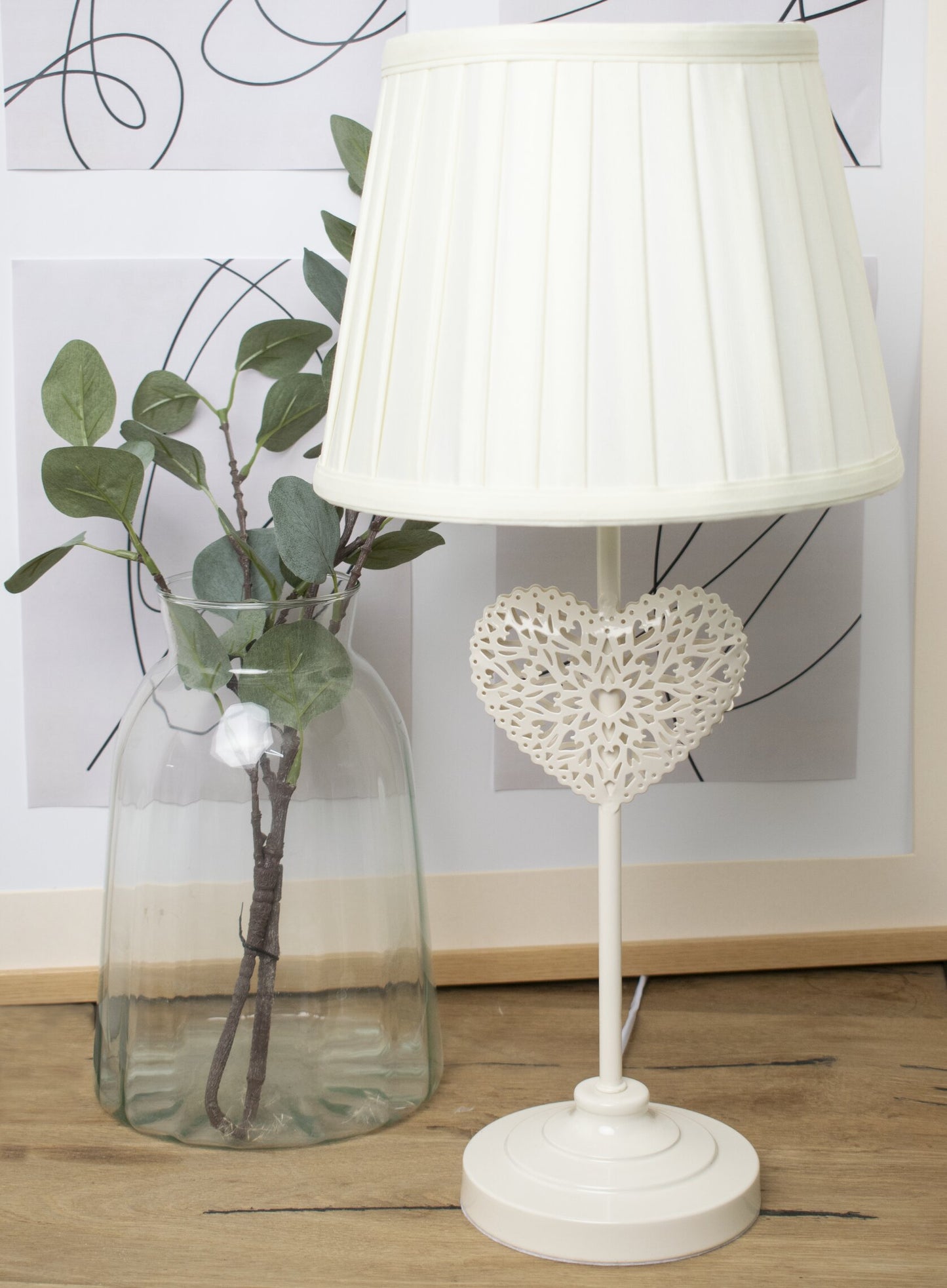 KLiving Warwick Cream Heart Design Table Lamp and Lamp Shade