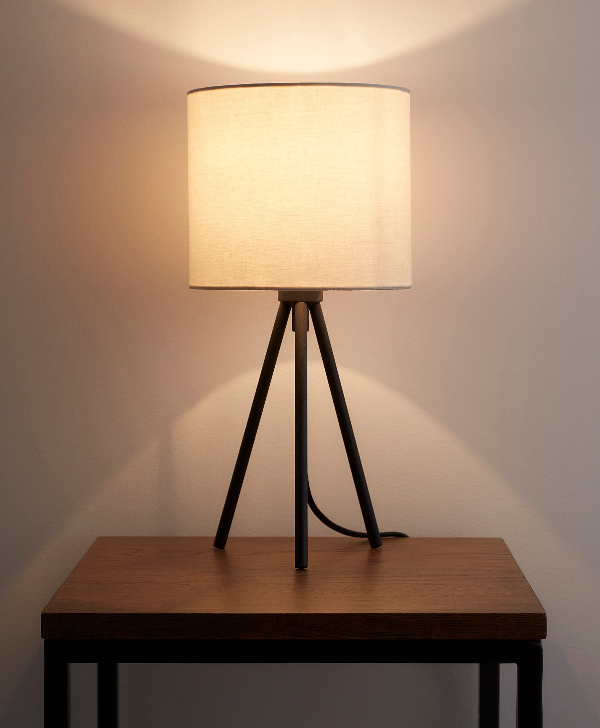 Tripod grey deals table lamp